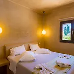 Sotiris Villa *
